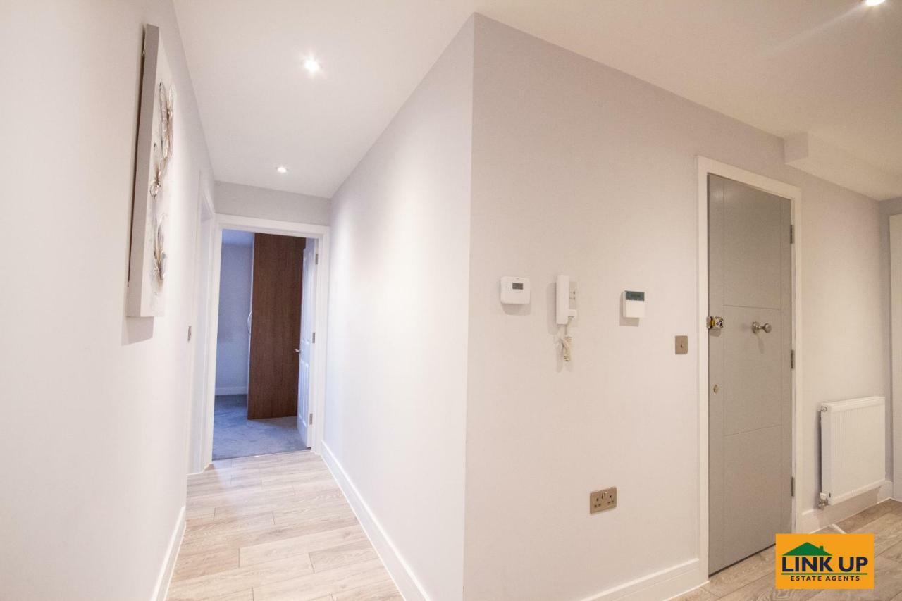 Holden Court Apartments - Apt 6 West Drayton  Dış mekan fotoğraf